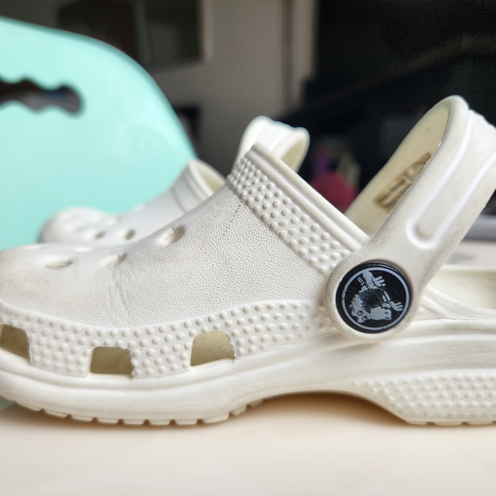 Crocs - Picture 9 of 9